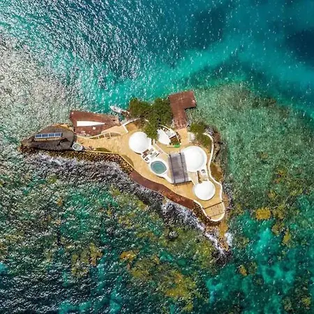 Isla Pelícano Villa *